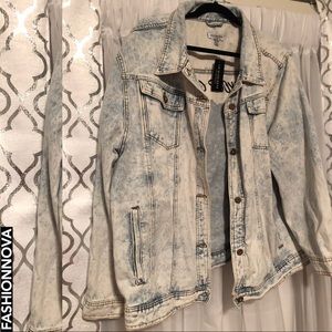 FASHIONNOVA OVERSIZED DENIM ACID JACKET